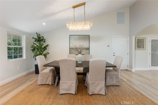 Chandelier, Dining room, Interior, Recessed Lighting, Wood Texture Flooring