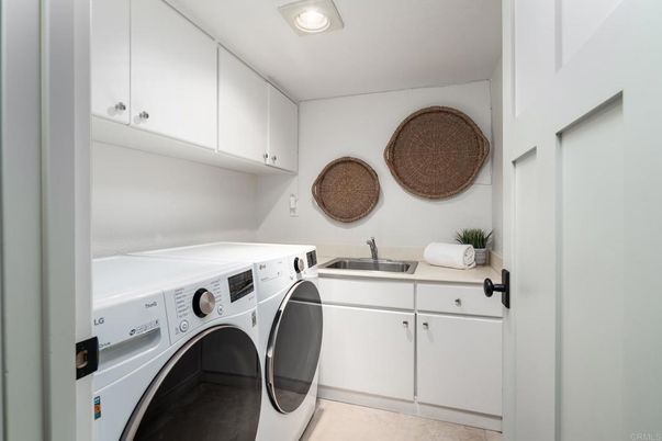 Interior, Recessed Lighting, Washer