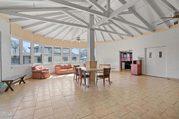 Dining room, Interior