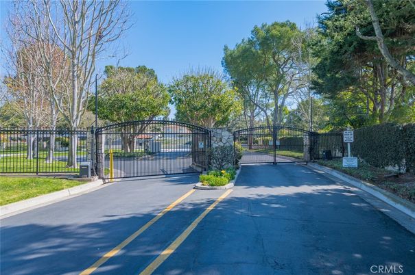 Exterior, Tennis Courts