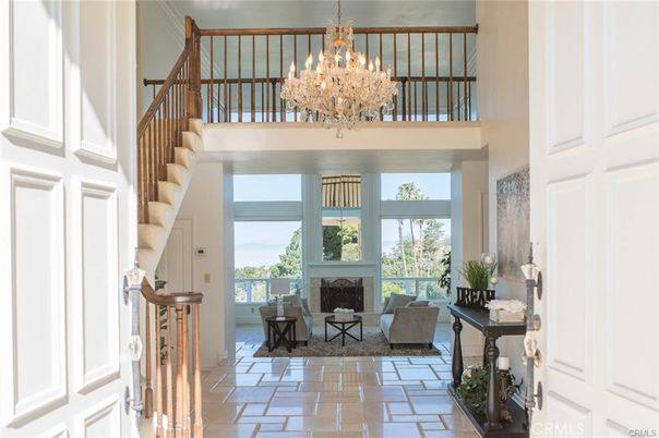 Chandelier, Fireplace, Interior, Living room