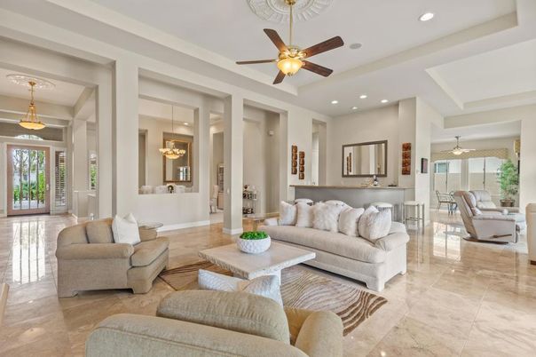 Interior, Living room, Pendant Lights, Recessed Lighting