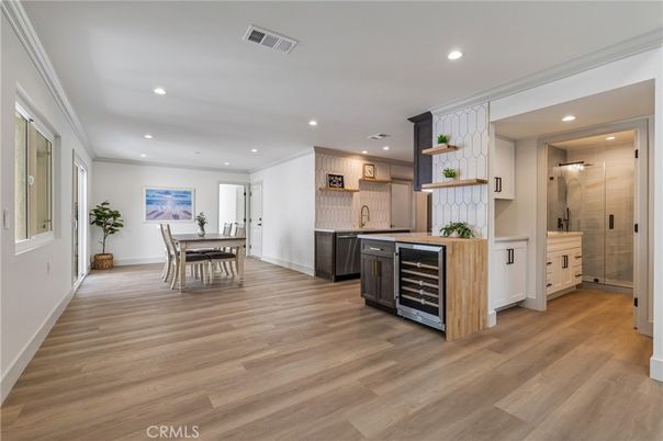 Dining room, Interior, Kitchen, Recessed Lighting, Wood Texture Flooring