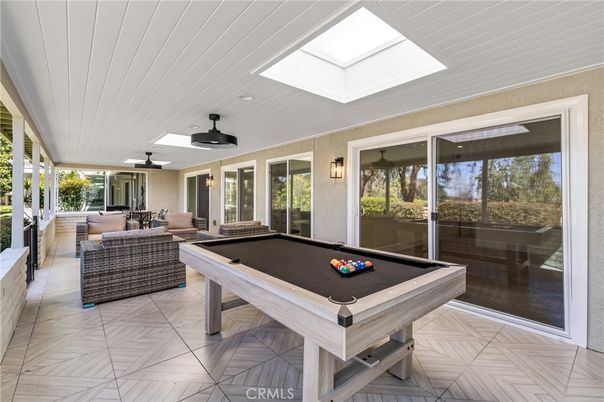 Billiard Table, Game Room, Interior