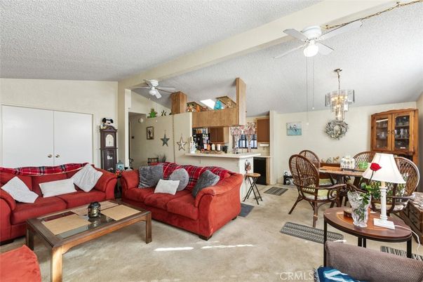 Chandelier, Dining room, Interior, Kitchen, Living room
