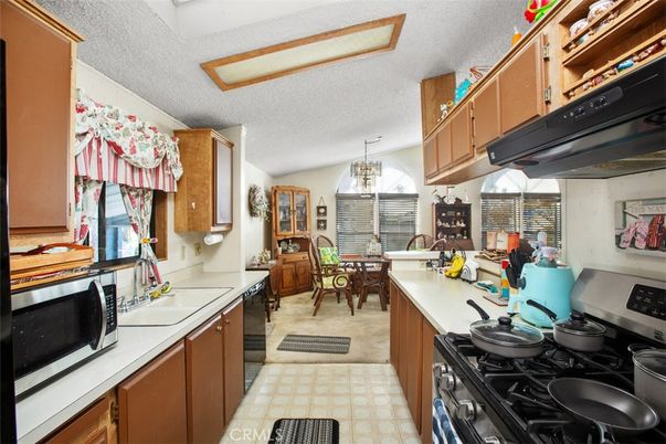 Chandelier, Dining room, Interior, Kitchen