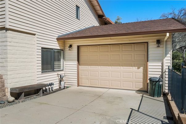 Detached Garage, Exterior