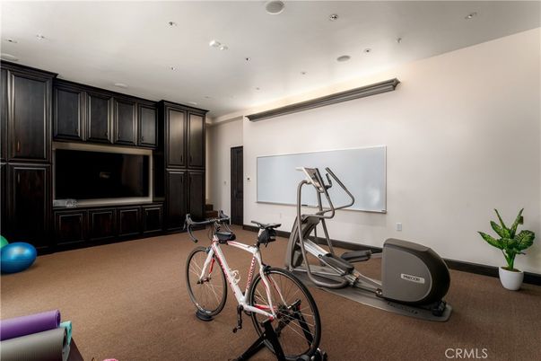 Fitness Equipment, Interior, Recessed Lighting