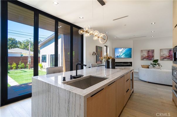 Interior, Kitchen, Living room, Pendant Lights, Recessed Lighting, Wood Texture Flooring