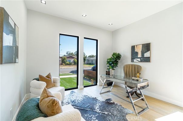 Home Office, Interior, Recessed Lighting, Wood Texture Flooring