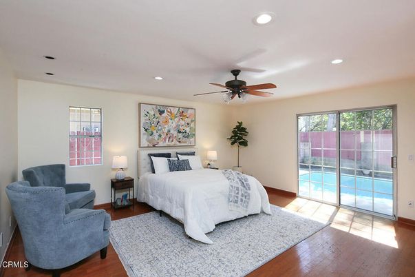 Bedroom, Interior, Recessed Lighting, Wood Texture Flooring