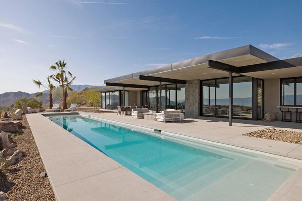 Exterior, Pool