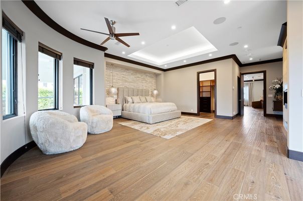 Bedroom, Interior, Pendant Lights, Recessed Lighting, Wood Texture Flooring