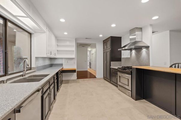 Chandelier, Interior, Kitchen, Recessed Lighting, Stainless Steel Appliances, Wood Texture Flooring