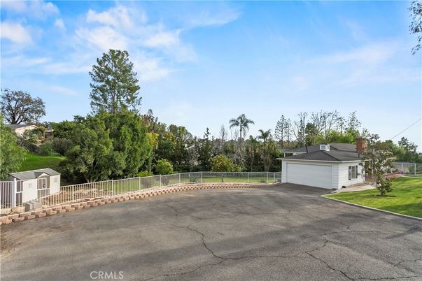 Backyard, Detached Garage, Exterior