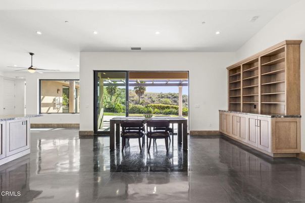 Dining room, Interior, Recessed Lighting