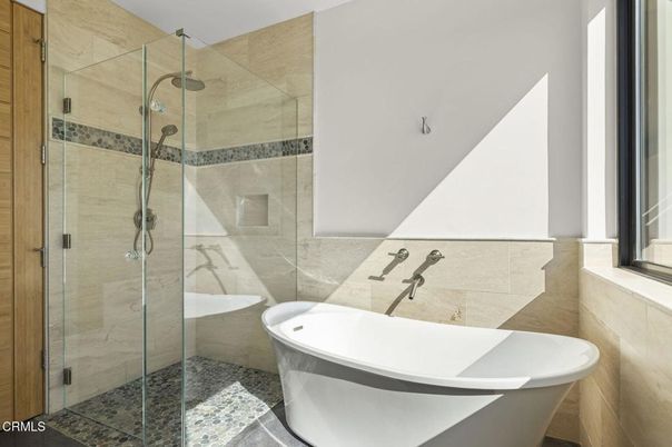 Bathroom, Free Standing Baths, Glass Shower, Interior