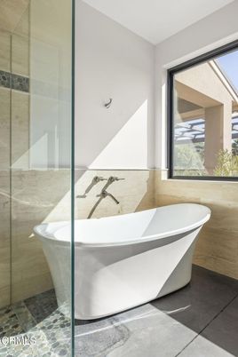 Bathroom, Free Standing Baths, Glass Shower, Interior