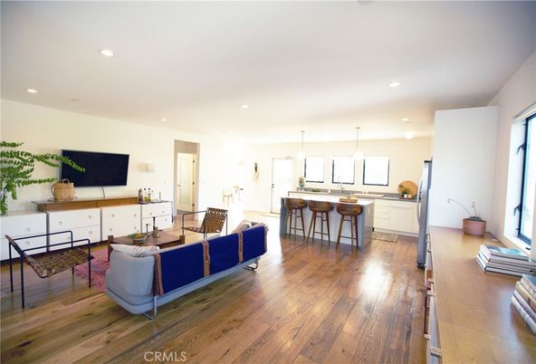 Interior, Kitchen, Living room, Pendant Lights, Recessed Lighting, Wood Texture Flooring
