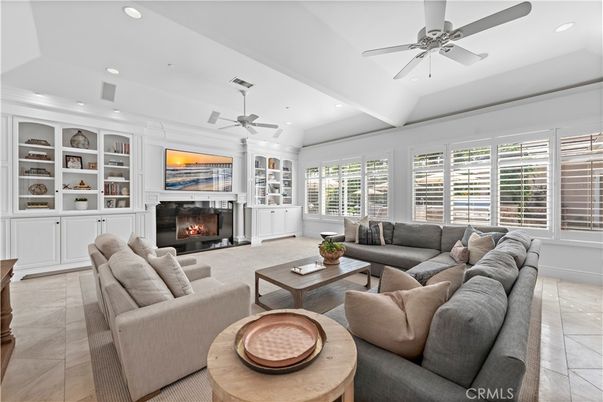 Fireplace, Interior, Living room, Recessed Lighting
