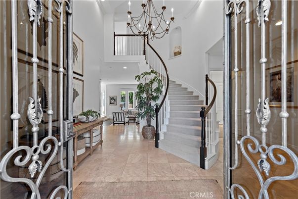 Chandelier, Interior, Recessed Lighting