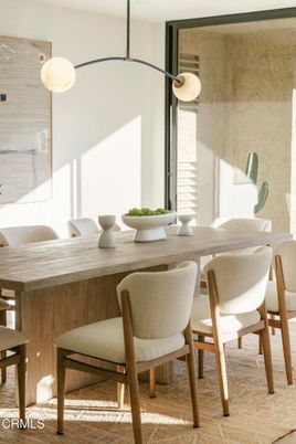 Dining room, Interior