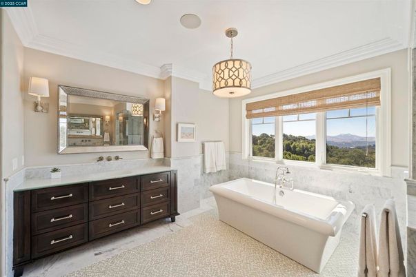 Bathroom, Dual Sink Vanities, Free Standing Baths, Interior, Pendant Lights