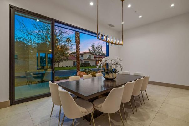 Dining room, Interior, Pendant Lights, Recessed Lighting