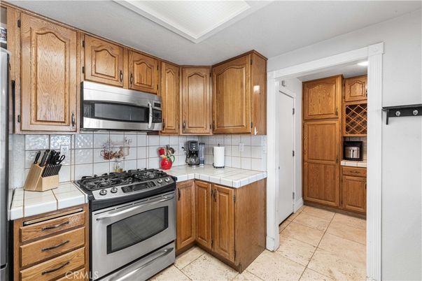 Interior, Kitchen, Tile Countertops