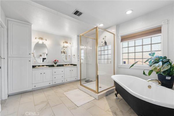 Bathroom, Dual Sink Vanities, Free Standing Baths, Glass Shower, Interior, Marble, Recessed Lighting