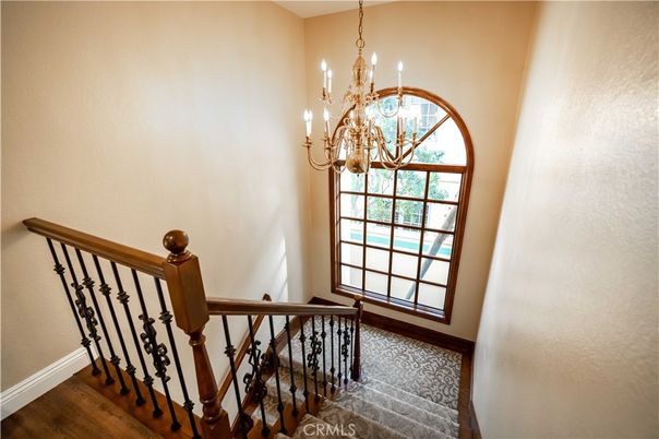 Chandelier, Interior