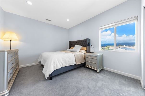 Bedroom, Interior, Recessed Lighting, Water
