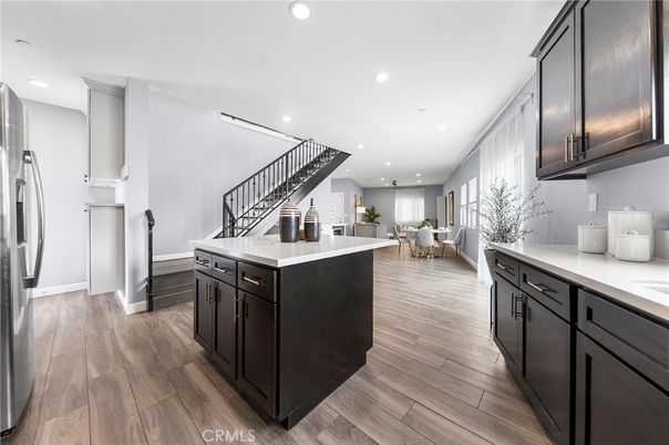 Dining room, Interior, Kitchen, Recessed Lighting, Wood Texture Flooring