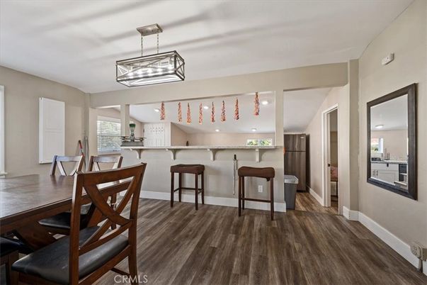 Dining room, Interior, Kitchen, Pendant Lights, Recessed Lighting, Wood Texture Flooring