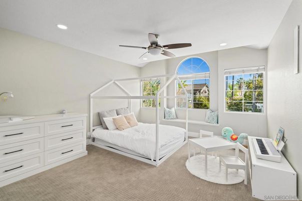 Bedroom, Interior, Recessed Lighting