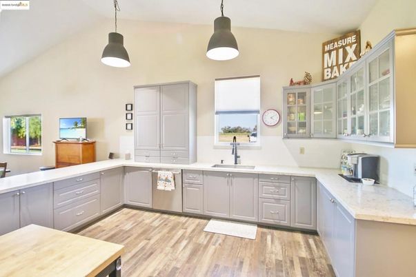 Interior, Kitchen, Pendant Lights, Wood Texture Flooring