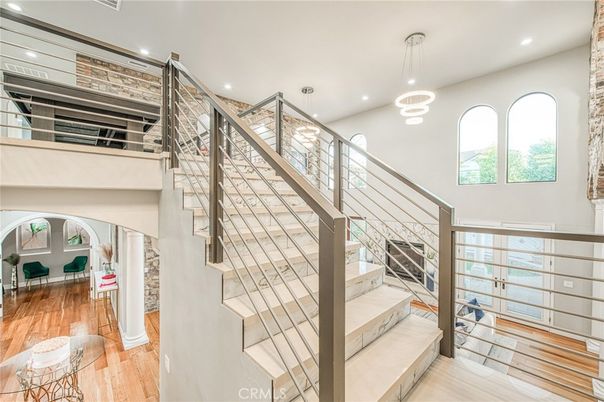 Interior, Pendant Lights, Recessed Lighting, Wood Texture Flooring