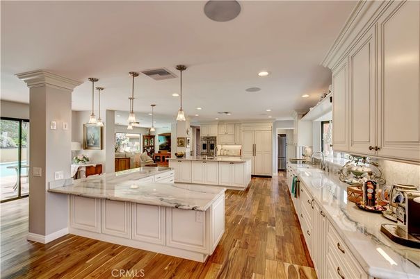 Interior, Kitchen, Pendant Lights, Recessed Lighting, Wood Texture Flooring