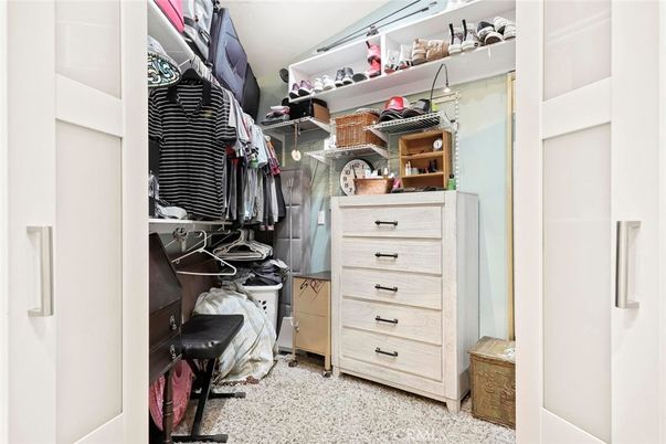 Interior, Walk-in Closets