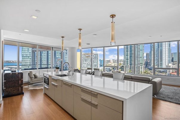 Interior, Kitchen, Living room, Pendant Lights, Recessed Lighting, Water, Wood Texture Flooring