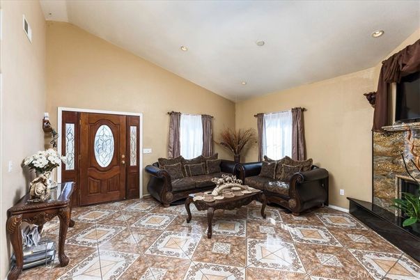 Fireplace, Interior, Living room, Recessed Lighting