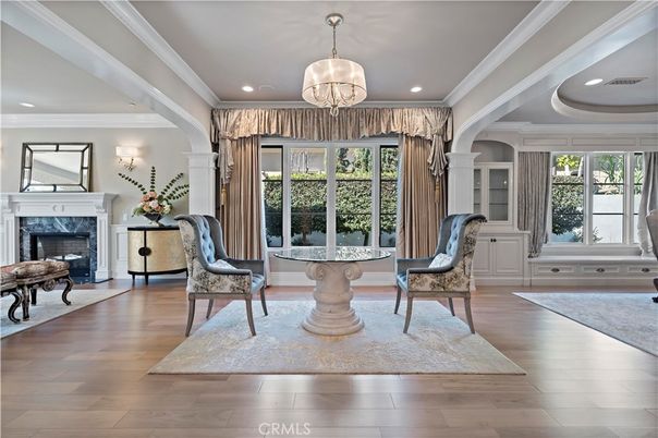 Chandelier, Fireplace, Interior, Recessed Lighting, Wood Texture Flooring