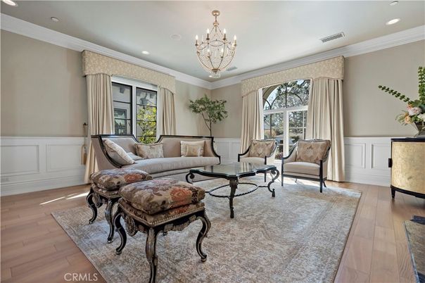 Chandelier, Interior, Living room, Recessed Lighting, Wood Texture Flooring
