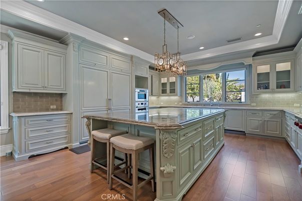 Chandelier, Interior, Kitchen, Recessed Lighting, Stainless Steel Appliances, Wood Texture Flooring