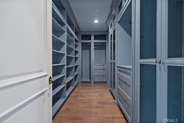 Interior, Recessed Lighting, Walk-in Closets, Wood Texture Flooring