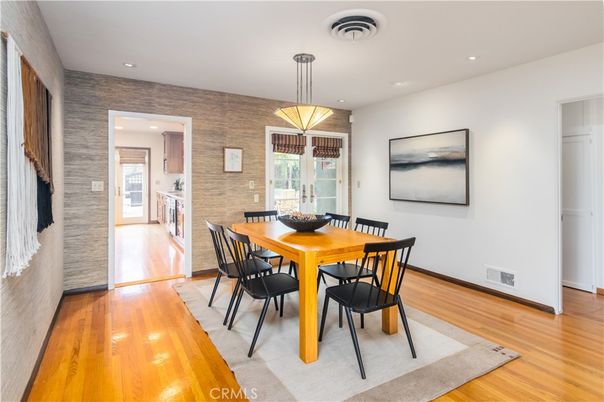Dining room, Interior, Pendant Lights, Recessed Lighting, Stone Walls, Wood Texture Flooring