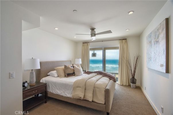 Bedroom, Interior, Recessed Lighting, Water