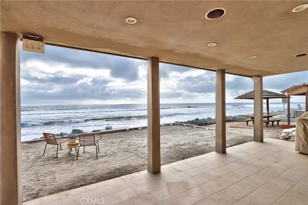 Exterior, Recessed Lighting, Water