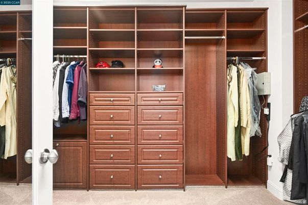 Interior, Walk-in Closets
