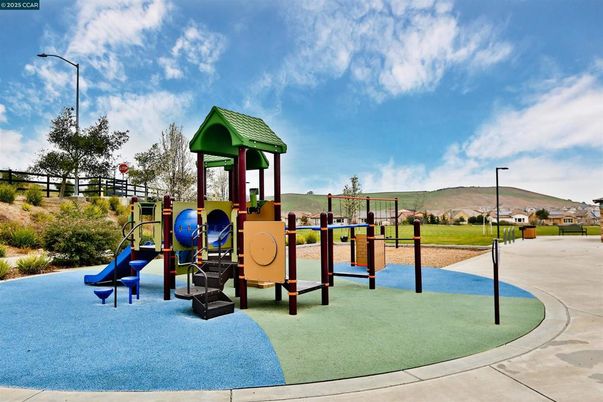 Backyard, Exterior, Playground